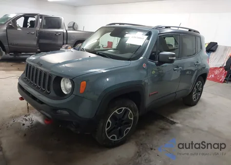 2015 Jeep Renegade Trailhawk из США, поврежденный, VIN ZACCJBCT8FPC13213
